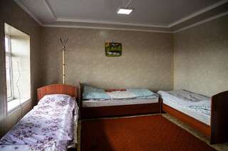 Гостевой дом Pamirextreme-Shamurat Sary-Tash Односпальная кровать в общем номере с 4 кроватями-11